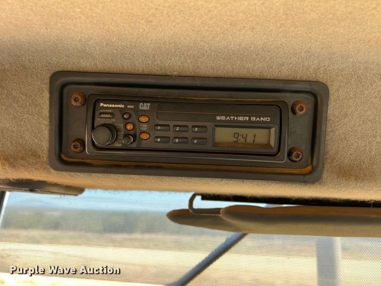 image for item DO8819 2003 Caterpillar 420D  backhoe