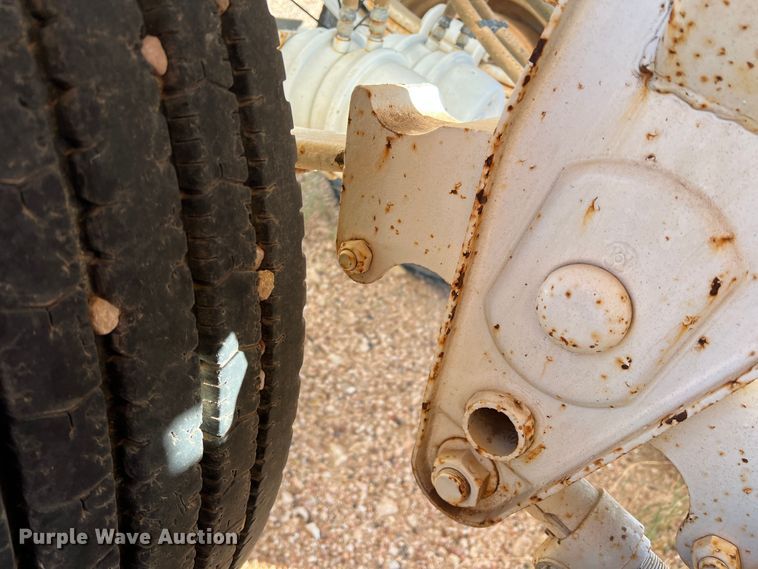 image for item DO8831 2013 Manac  bottom dump trailer