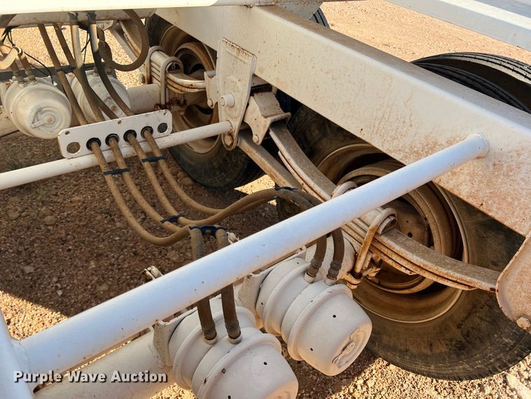 image for item DO8831 2013 Manac  bottom dump trailer