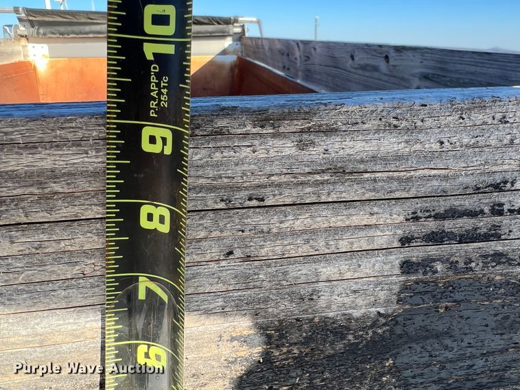 image for item DO8831 2013 Manac  bottom dump trailer