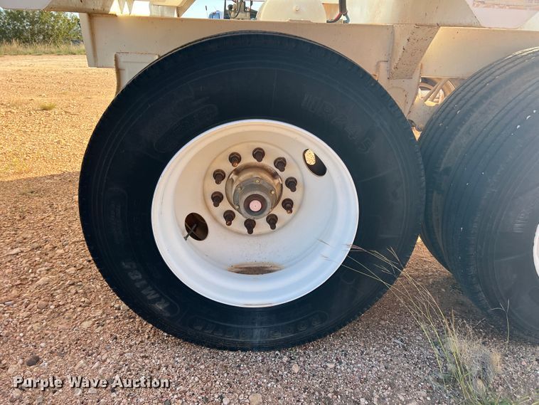 image for item DO8831 2013 Manac  bottom dump trailer