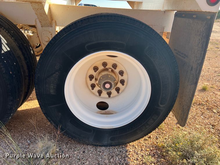 image for item DO8831 2013 Manac  bottom dump trailer