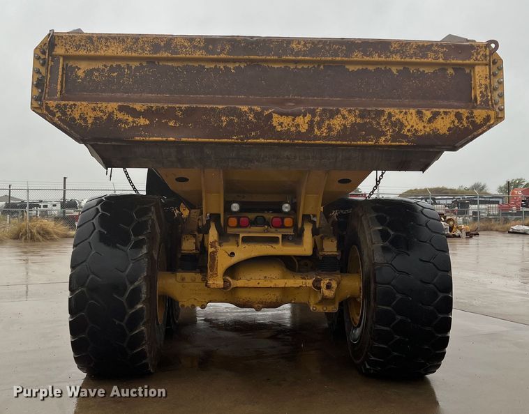 image for item DO8853 2011 Caterpillar 740B  haul truck