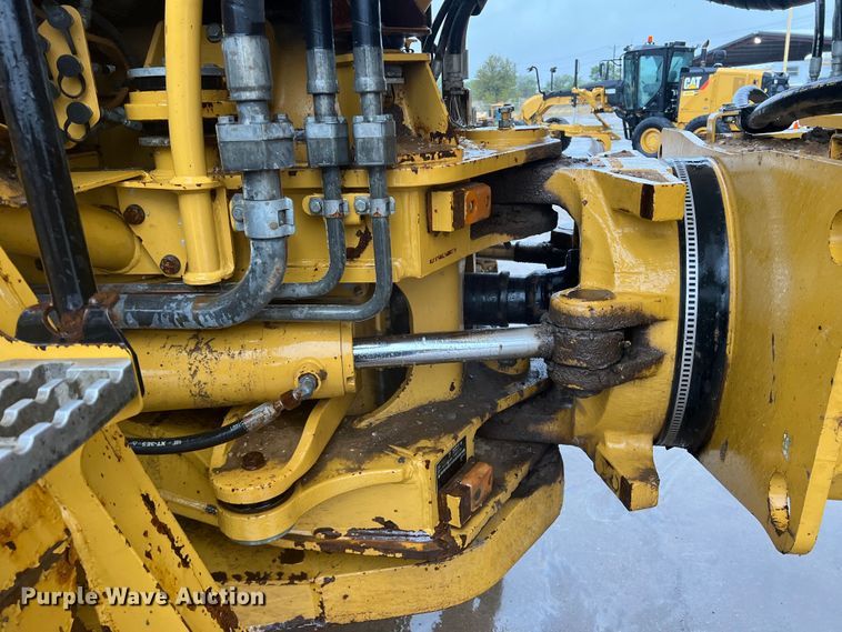 image for item DO8853 2011 Caterpillar 740B  haul truck