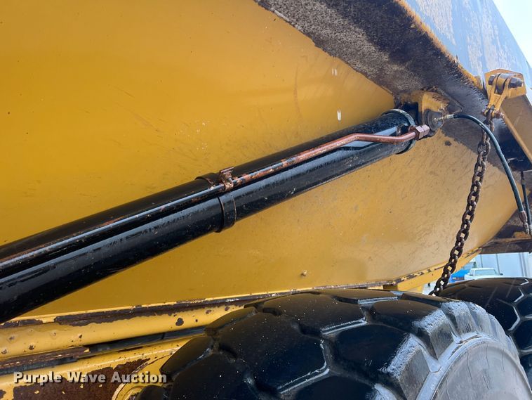 image for item DO8853 2011 Caterpillar 740B  haul truck