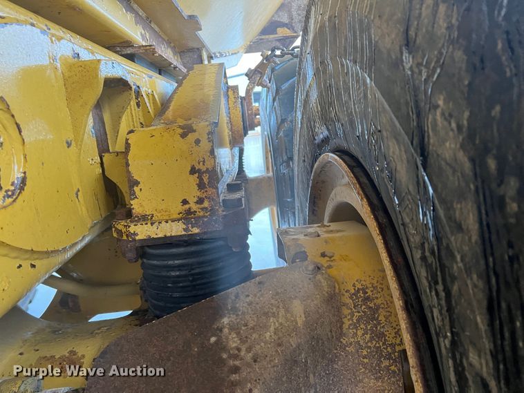 image for item DO8853 2011 Caterpillar 740B  haul truck