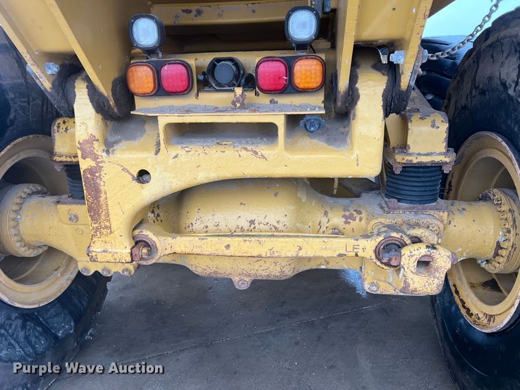 image for item DO8853 2011 Caterpillar 740B  haul truck