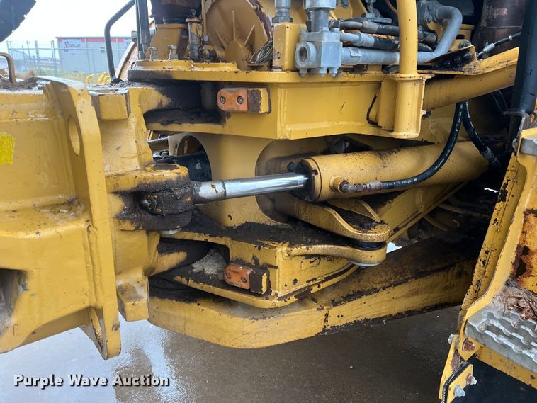 image for item DO8853 2011 Caterpillar 740B  haul truck