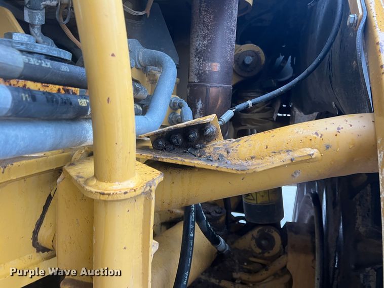 image for item DO8853 2011 Caterpillar 740B  haul truck