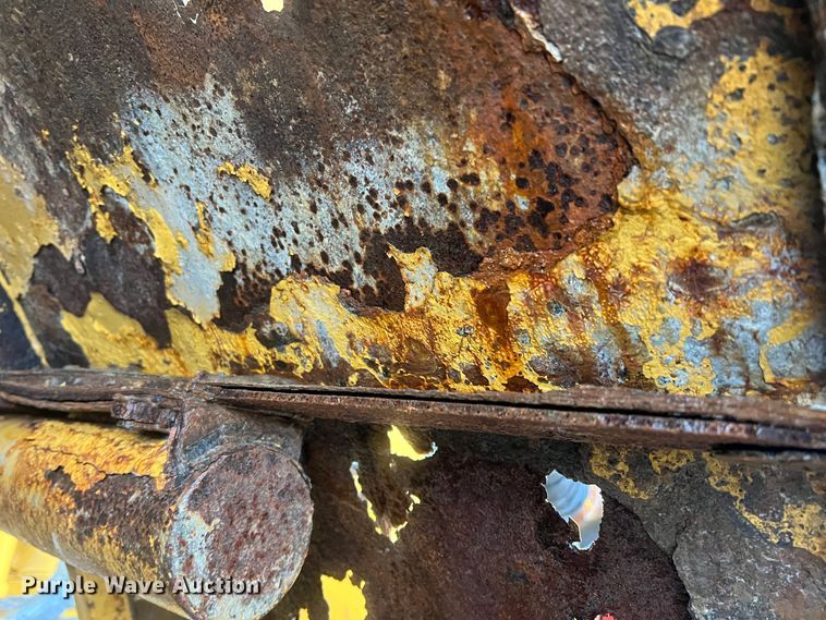 image for item DO8853 2011 Caterpillar 740B  haul truck