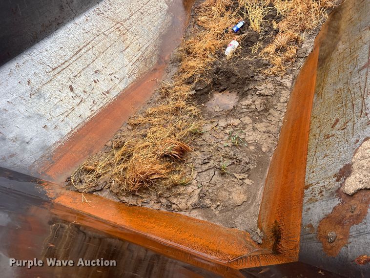 image for item DO8853 2011 Caterpillar 740B  haul truck