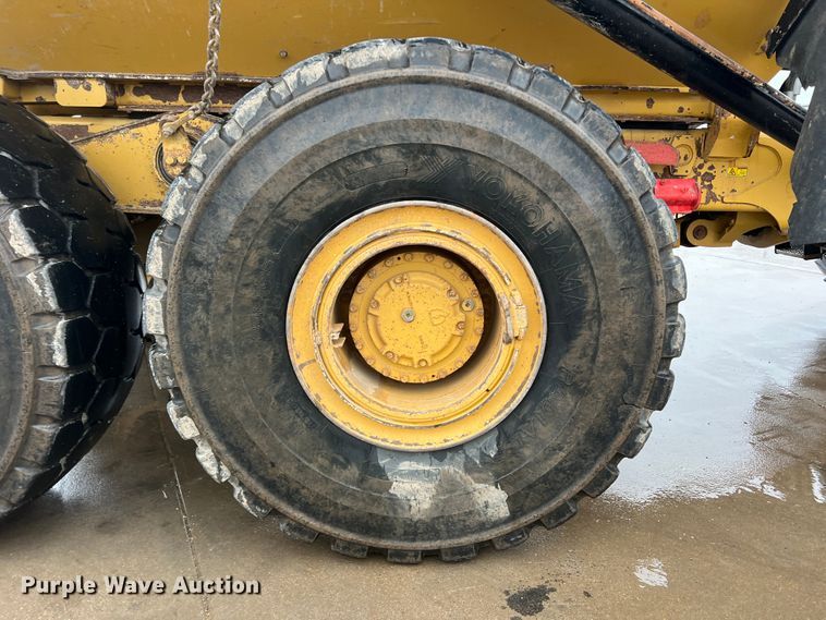 image for item DO8853 2011 Caterpillar 740B  haul truck