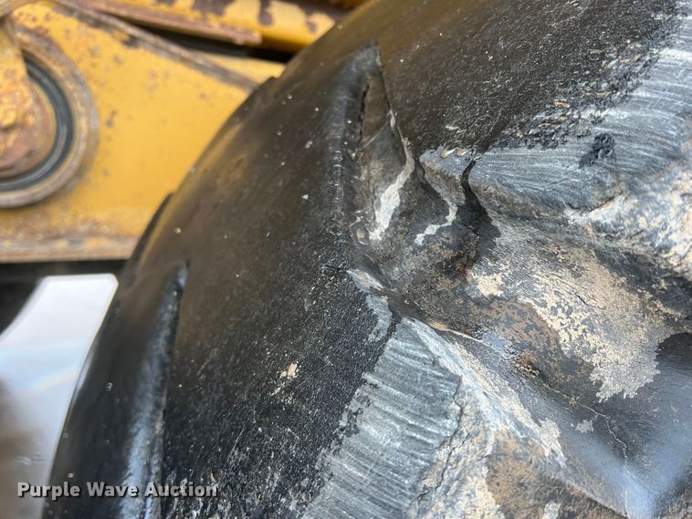 image for item DO8853 2011 Caterpillar 740B  haul truck