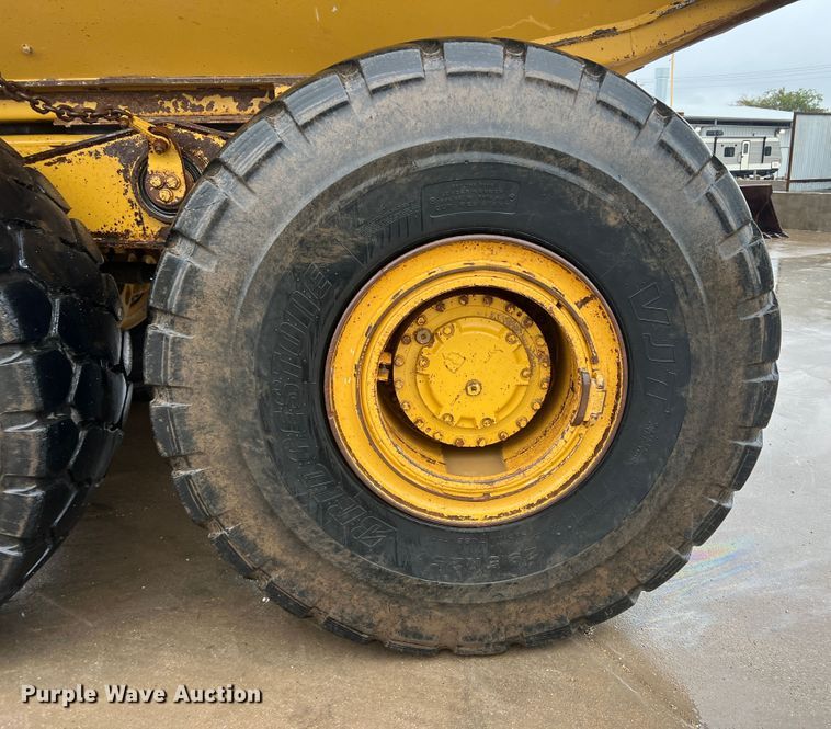 image for item DO8853 2011 Caterpillar 740B  haul truck