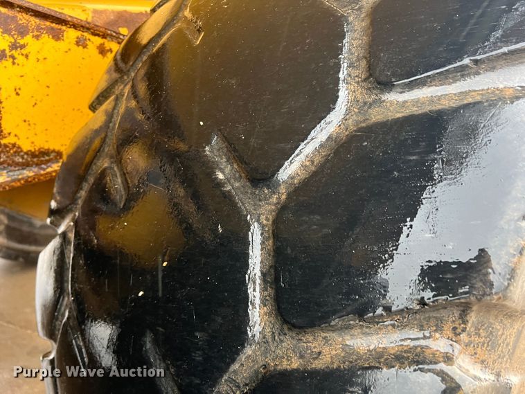 image for item DO8853 2011 Caterpillar 740B  haul truck