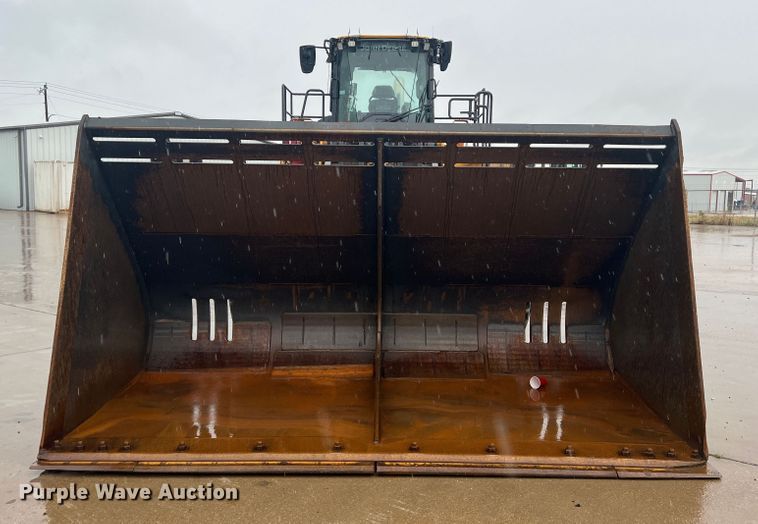 image for item DO8854 2020 John Deere 844L  wheel loader