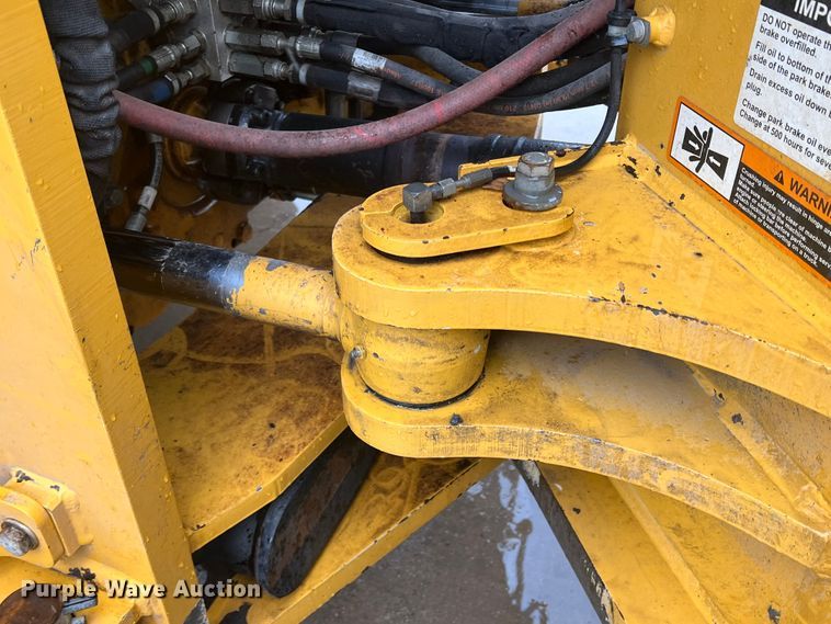 image for item DO8854 2020 John Deere 844L  wheel loader