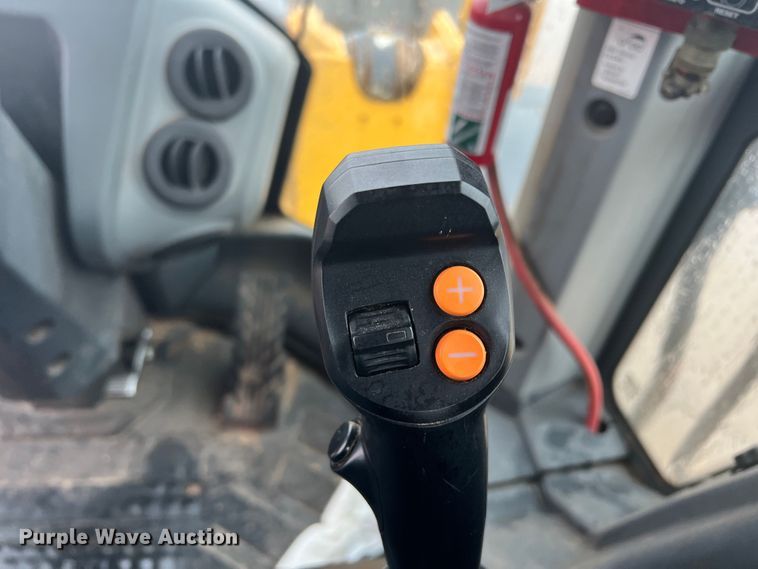 image for item DO8854 2020 John Deere 844L  wheel loader