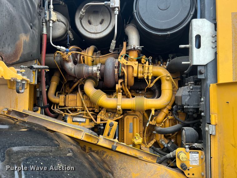 image for item DO8854 2020 John Deere 844L  wheel loader