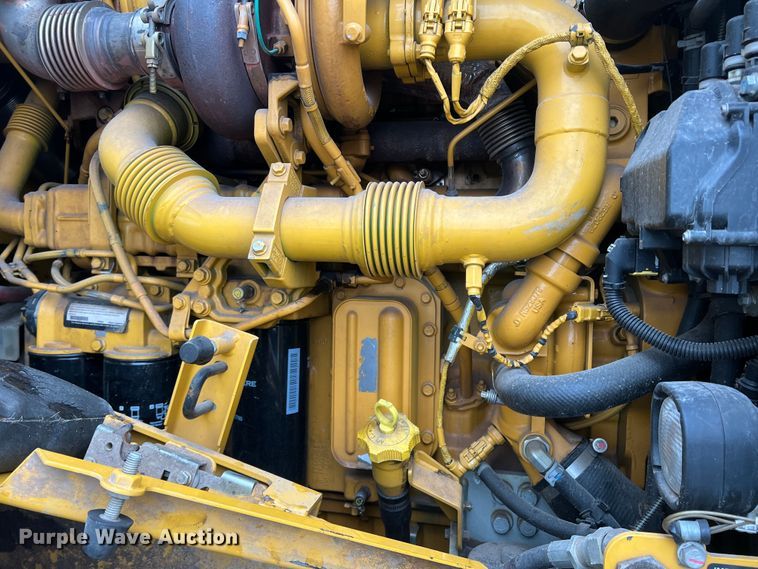 image for item DO8854 2020 John Deere 844L  wheel loader