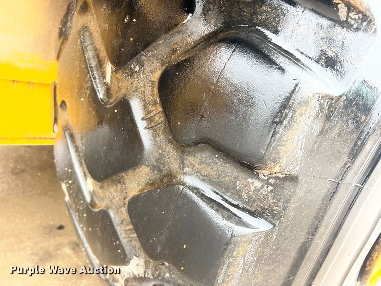 image for item DO8854 2020 John Deere 844L  wheel loader