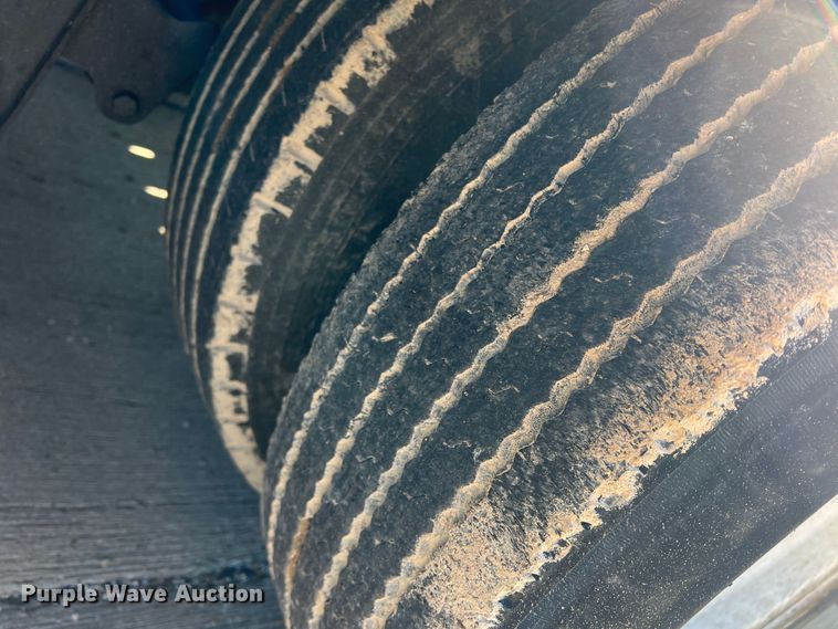 image for item DO8855 2018 Viking VFD46R16F35T  drop deck equipment trailer