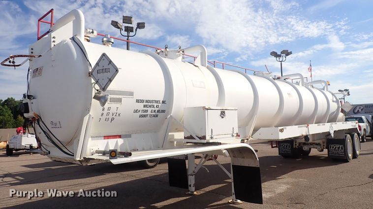 image for item DQ2938 2004 Cusco  tank trailer