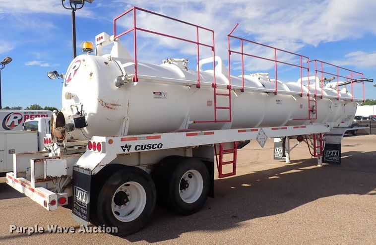 image for item DQ2938 2004 Cusco  tank trailer