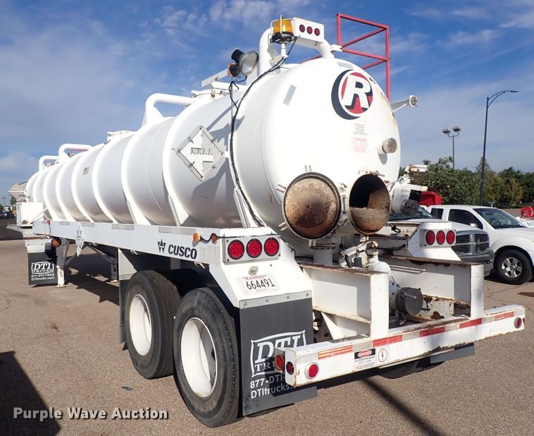 image for item DQ2938 2004 Cusco  tank trailer