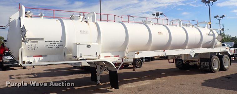 image for item DQ2938 2004 Cusco  tank trailer