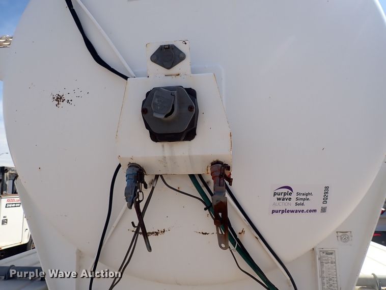 image for item DQ2938 2004 Cusco  tank trailer