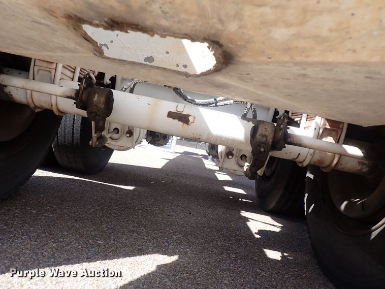 image for item DQ2938 2004 Cusco  tank trailer