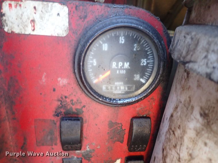 image for item DQ2971 2000 International 5000  vacuum truck