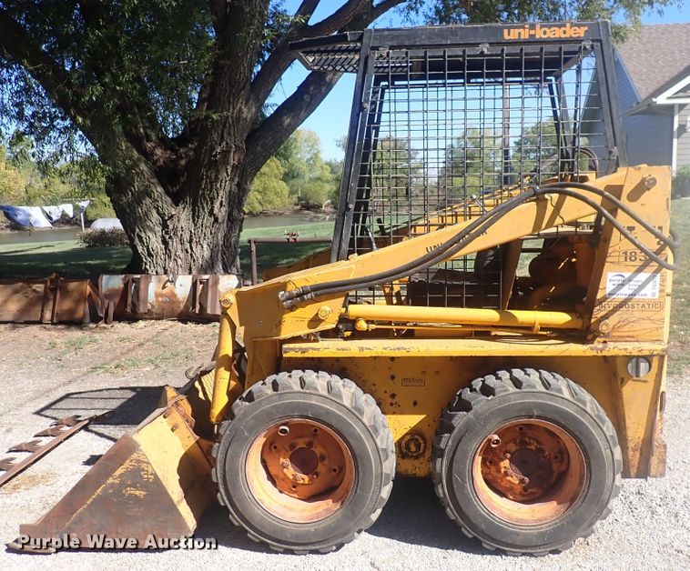 image for item DQ3012 1974 Case 1830  skid steer loader