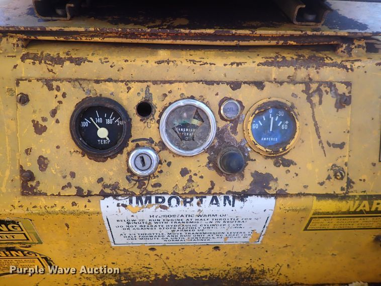 image for item DQ3012 1974 Case 1830  skid steer loader