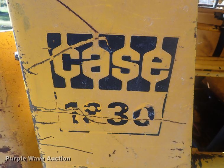 image for item DQ3012 1974 Case 1830  skid steer loader