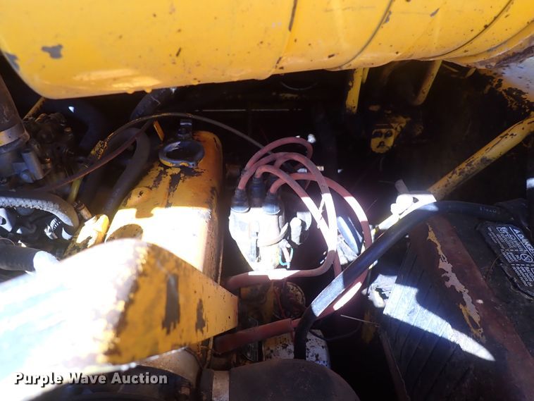 image for item DQ3012 1974 Case 1830  skid steer loader