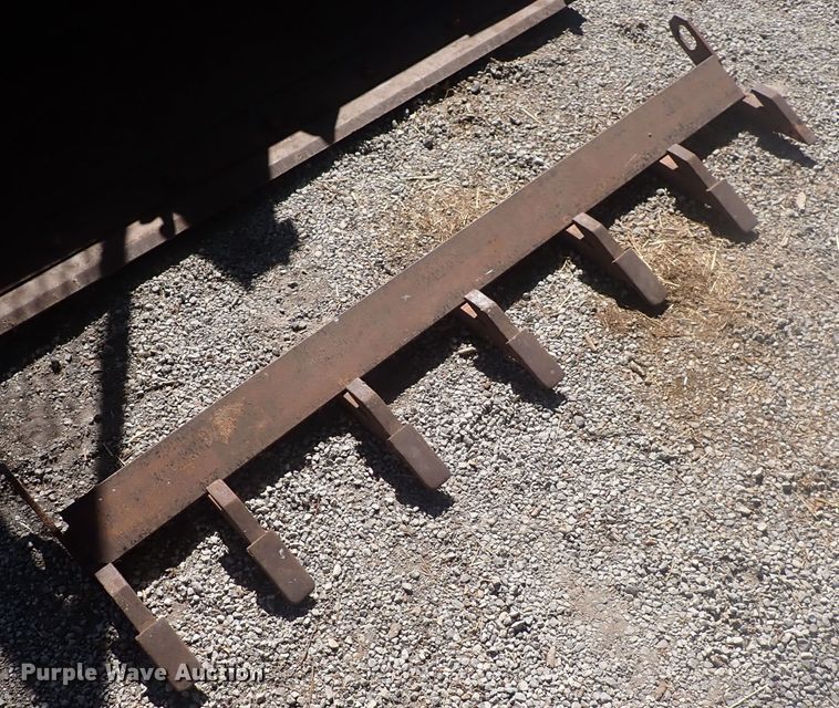 image for item DQ3012 1974 Case 1830  skid steer loader