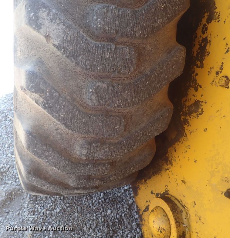 image for item DQ3012 1974 Case 1830  skid steer loader