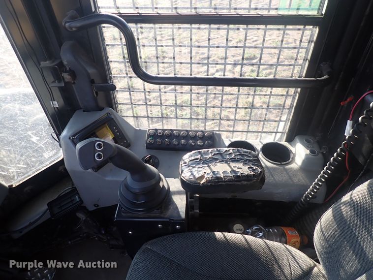 image for item DQ3022 2013 Caterpillar 563C  feller buncher