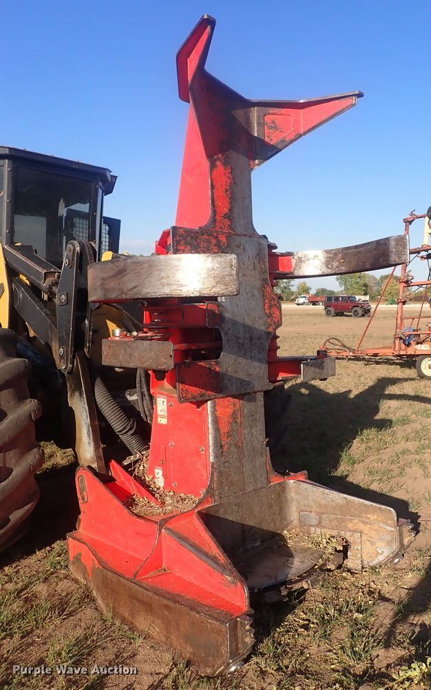 image for item DQ3022 2013 Caterpillar 563C  feller buncher