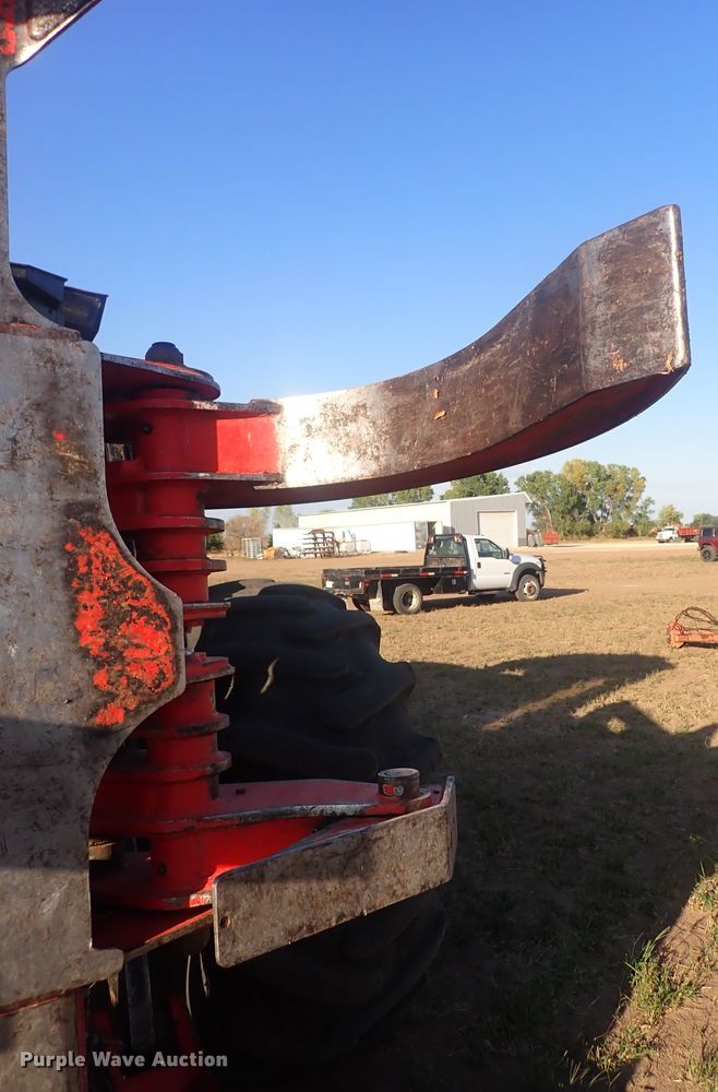 image for item DQ3022 2013 Caterpillar 563C  feller buncher