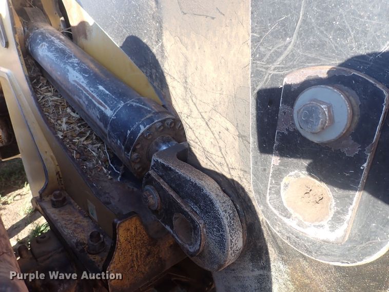 image for item DQ3022 2013 Caterpillar 563C  feller buncher