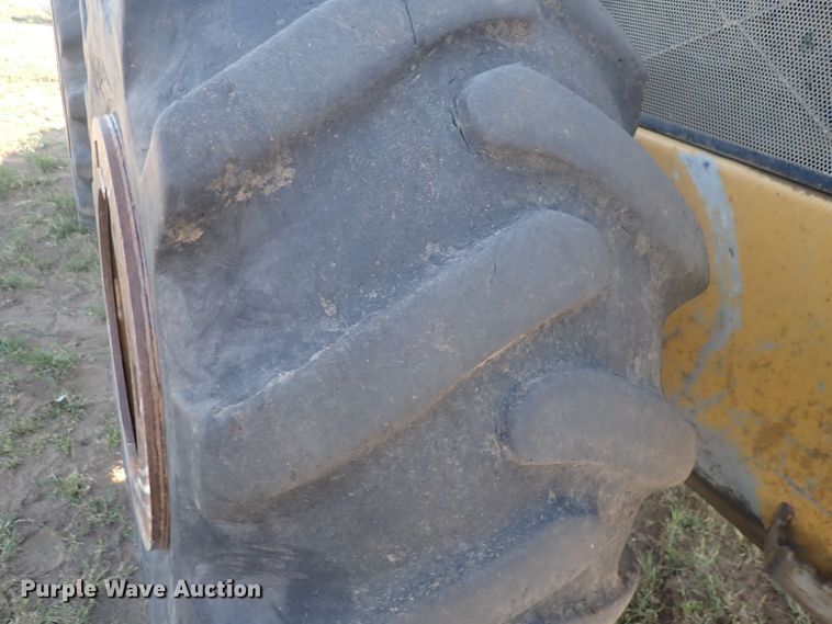 image for item DQ3022 2013 Caterpillar 563C  feller buncher