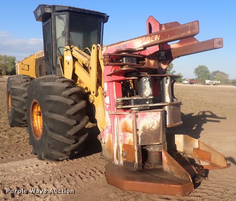 image for item DQ3023 Caterpillar 563  feller buncher