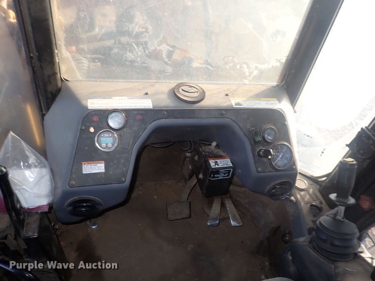 image for item DQ3023 Caterpillar 563  feller buncher