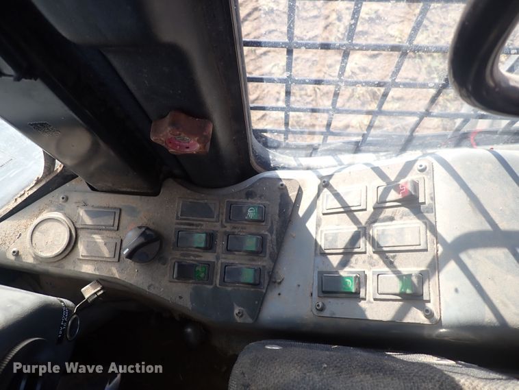 image for item DQ3023 Caterpillar 563  feller buncher