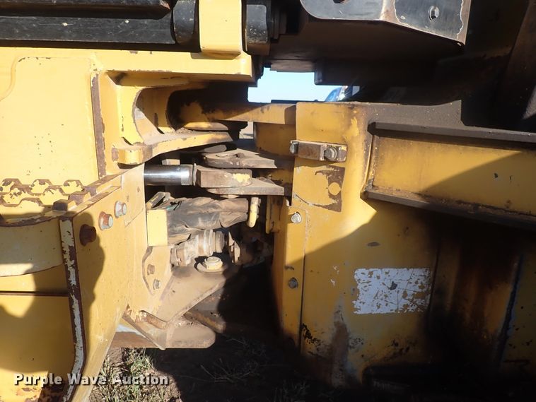 image for item DQ3023 Caterpillar 563  feller buncher