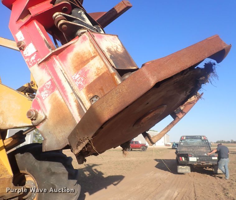 image for item DQ3023 Caterpillar 563  feller buncher