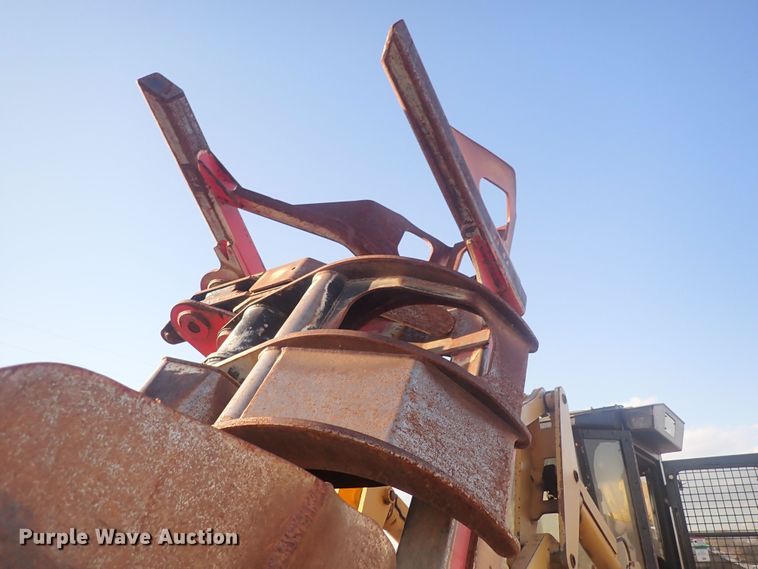 image for item DQ3023 Caterpillar 563  feller buncher